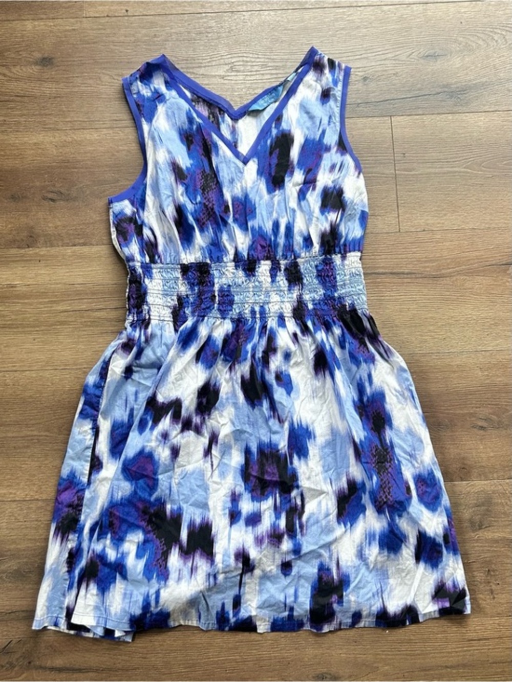 Simply Vera Vera Wang Blue & Purple Abstract V-Neck Dress